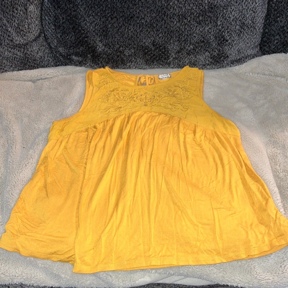 🎉4 for $20 EyeShadow Sleeveless Blouse, Medium